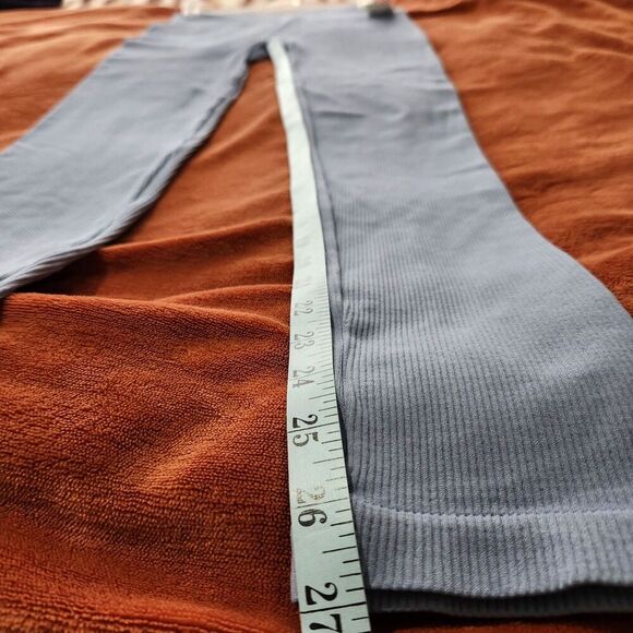 Pink Republic Leggins Size Large Blue Color New - Picture 8 of 9